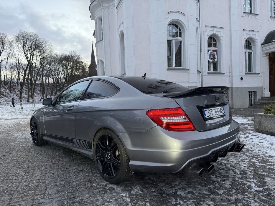 Mercedes C180 156 koni W204 AMG line 154 tys km 19 cali AUTOMAT 2011