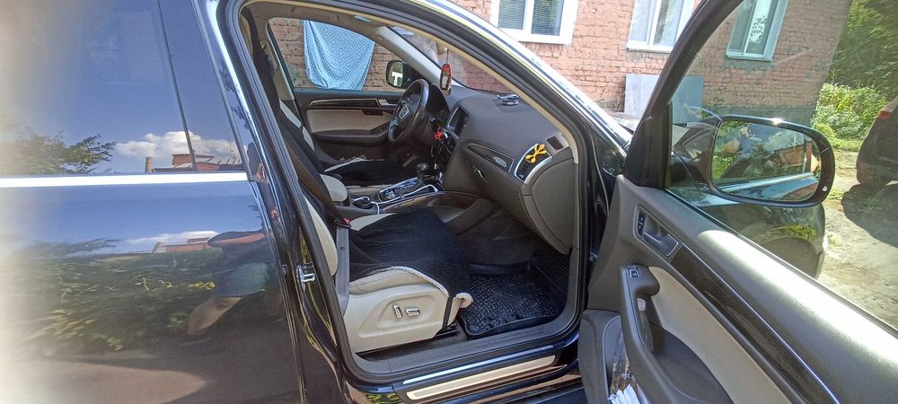 Продам ауді Q5 2014р 3.0 D