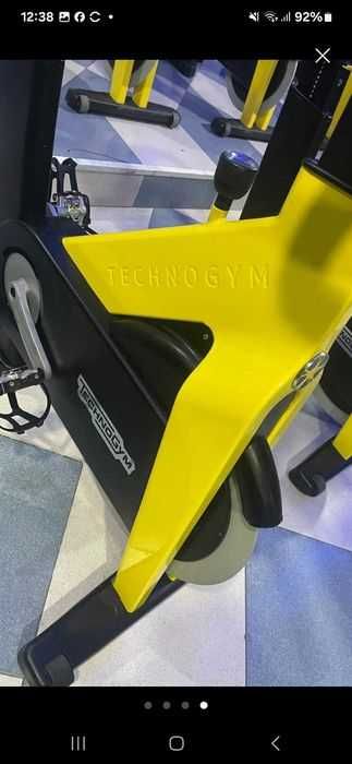 Bicicleta technogym group cycle connect spinning/maq.para ginásio