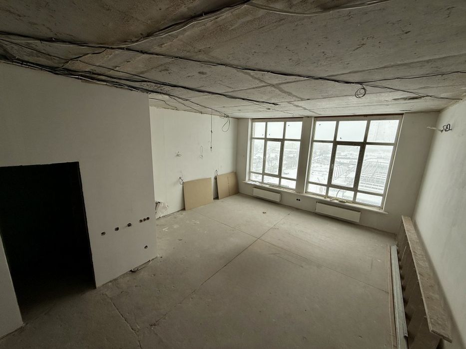 Продам пентхаус з терасою в Бучі!