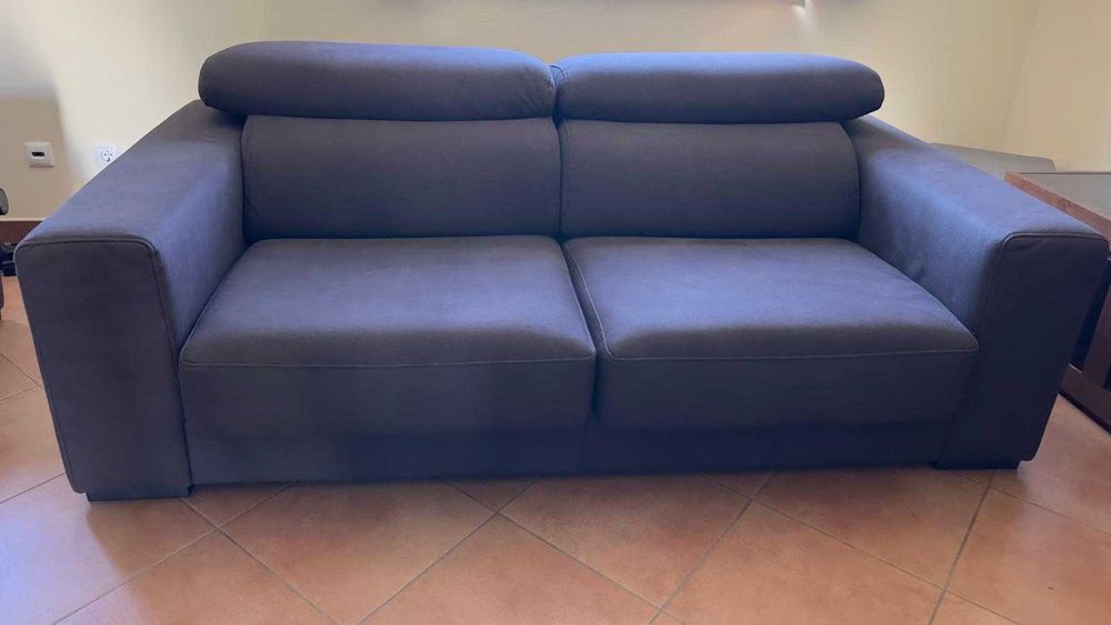 Sofá castanho 3 lugares