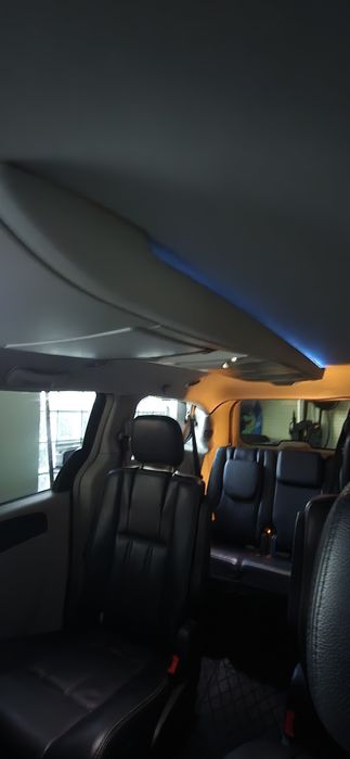 Chrysler Country Town  2013