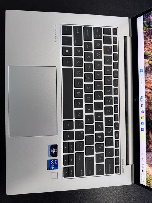 Лазерне гравірування клавіатури Apple/Lenovo/Dell/HP/MSI/Asus/Acer