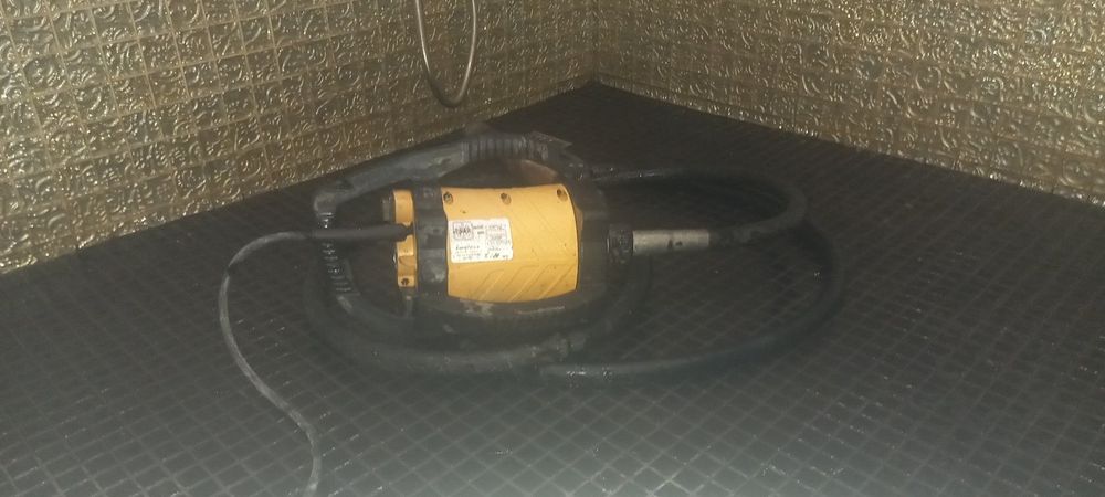 Вібратор для бетону Enar Dingo 2,3кВт