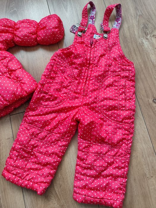 Śliczny kombinezon rozmiar na 74 cm