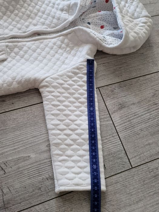 Kurteczka Bluza niemowlęca rozm 68