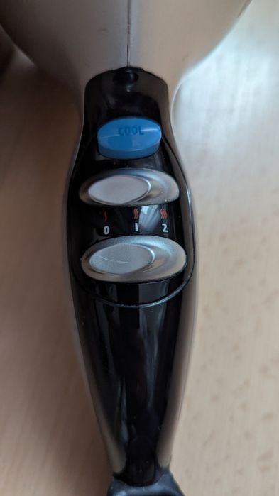 Suszarka Remington Ionic 2000 z jonizacją
