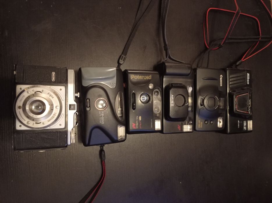 Фотоапарати,справні