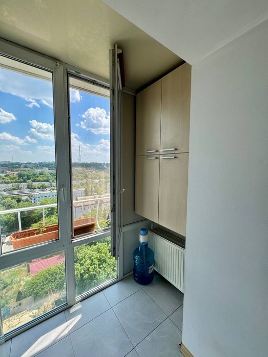 Продам стильну квартиру. Із орендарем