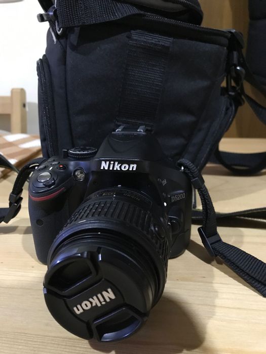 Câmera Nikon 5200 . Apenas tirei 1000 fotos