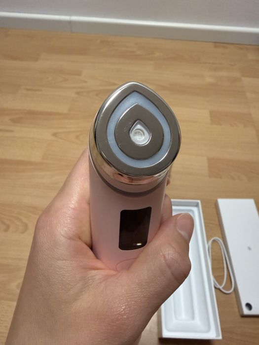 Medicube age-r booster pro