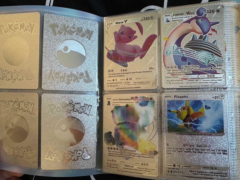 275 kart Pokemon – złote / srebrne / VMAX / klaser