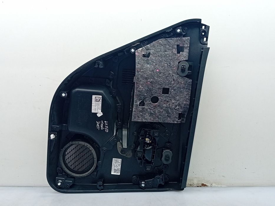 Forra porta / quartela trás direita CITROËN C4 III