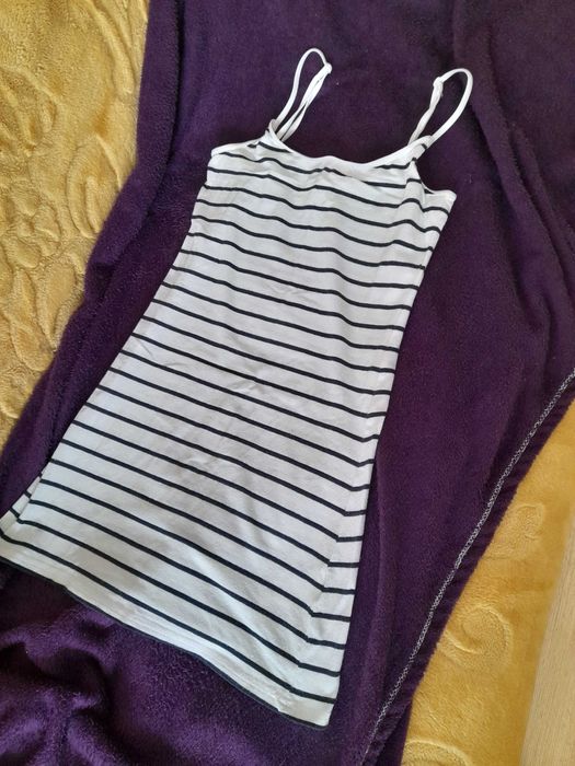 Top przedluzany na ramiaczkach