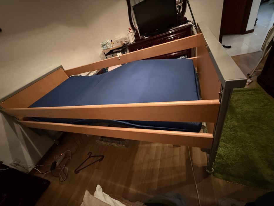 Cama articulada eletrica e elevatoria