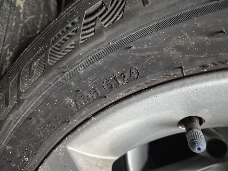 диски R17 5×114.3 і резина KUMHO 225.60.17  24рік