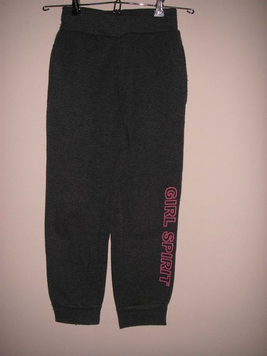 Sweat Vermelho Zippy T6/7 e Calça Fato Treino Up T/6