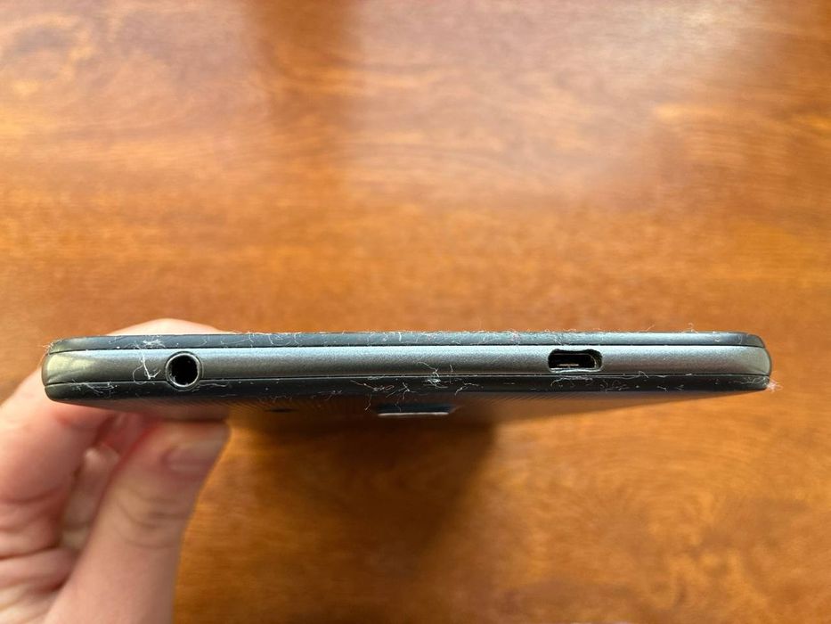 Продам планшет Т280