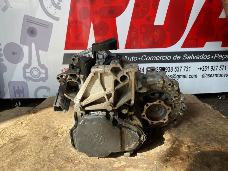 CV194 Caixa De Velocidades Vw Bora 2.3i 5V De 1999 Ref- DZL