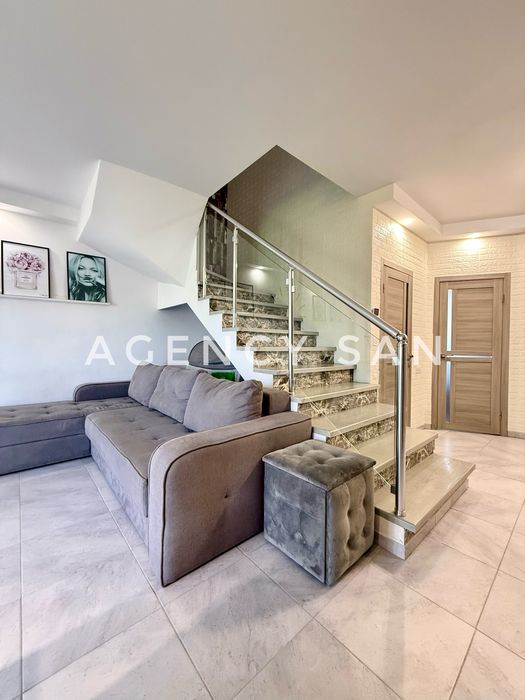 Продаж будинка ЖК ТИТУЛ