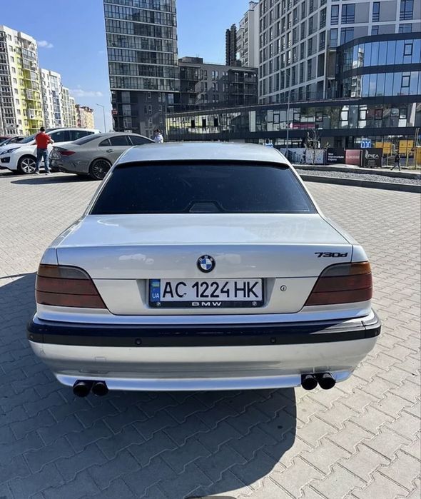 BMW E38 730D обмін