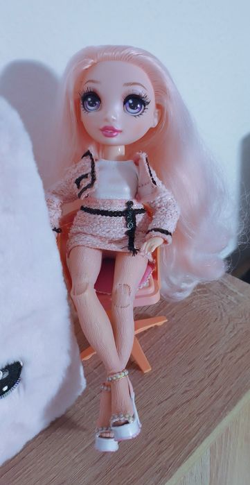 Лялька Rainbow High Белла Паркер