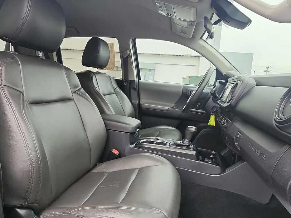 Toyota Tacoma SR V6      2019