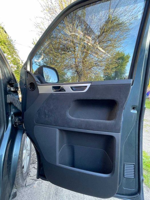 Volkswagen Multivan T5 2008