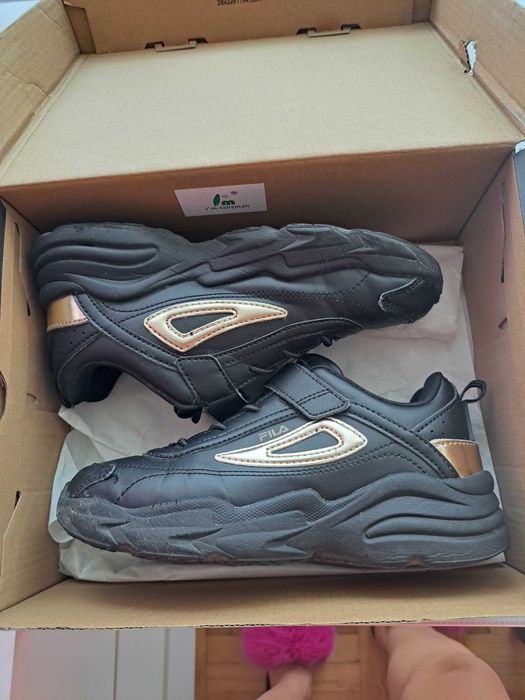 Buty sportowe dla dziewczynki