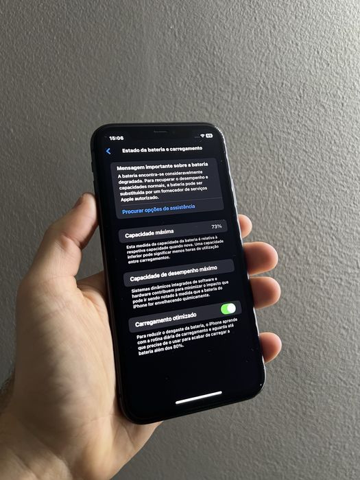 iPhone 11 64gb (Bom Estado)