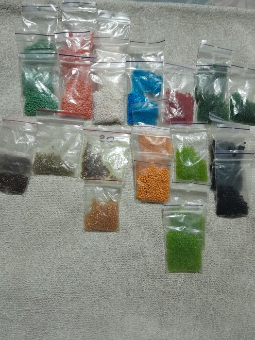 .бусины.для декора и поделок.