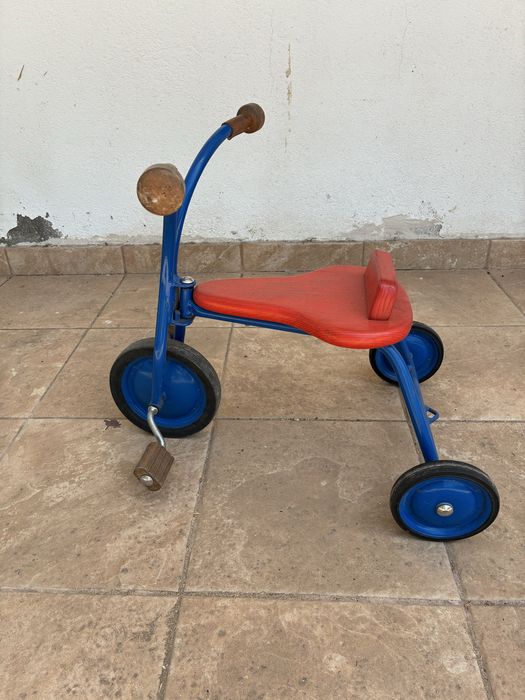 Triciclo Criança