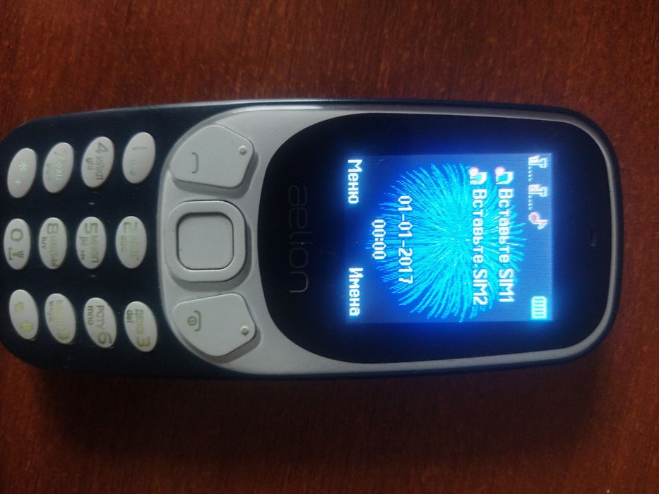 Смартфон Xiaomi БУ.. и Хуавей кнопочный.БУ