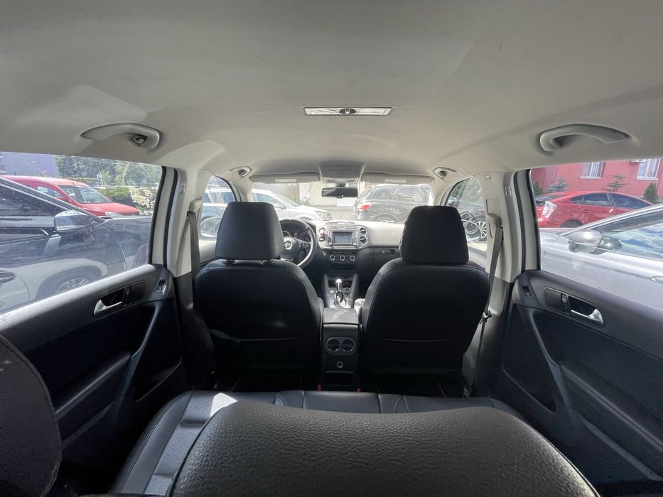 Volkswagen Tiguan 2017 VIN WVGAV7AX4HK023139 фото оголошення 7 з 11