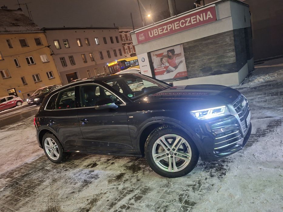Audi Q5 S-line 2.0 benzyn Quattro FV -23 % cena brutto