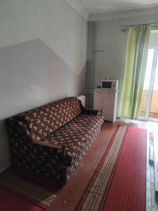 Продаж кімнати з балконом ст.м КПІ , Київ