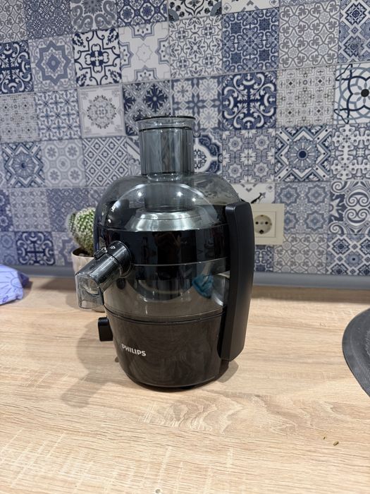 Соковижималка Philips Viva Collection HR1832/00, 500 Вт