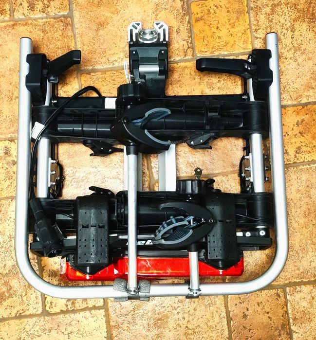 Uebler i21 / bagażnik na hak do przewożenia rowerów / 2x ele / używany