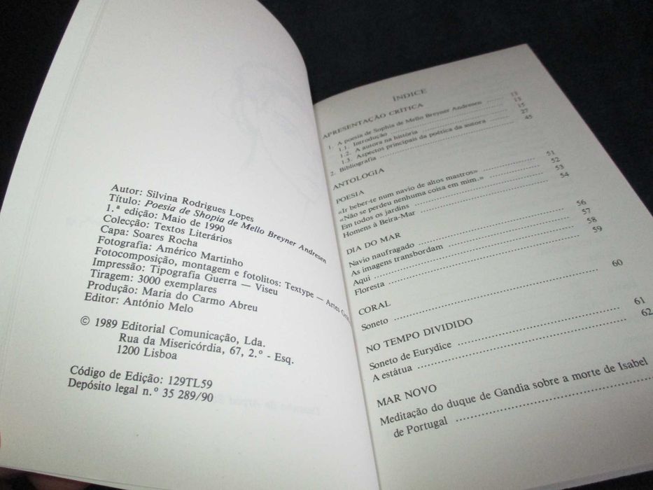 Livro Poesia de Sophia de Mello Breyner Andresen