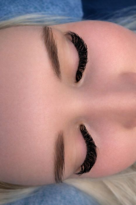 Stylizacja rzes metoda Uv