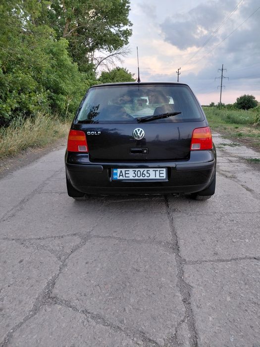 Volkswagen Golf 2000 1.4