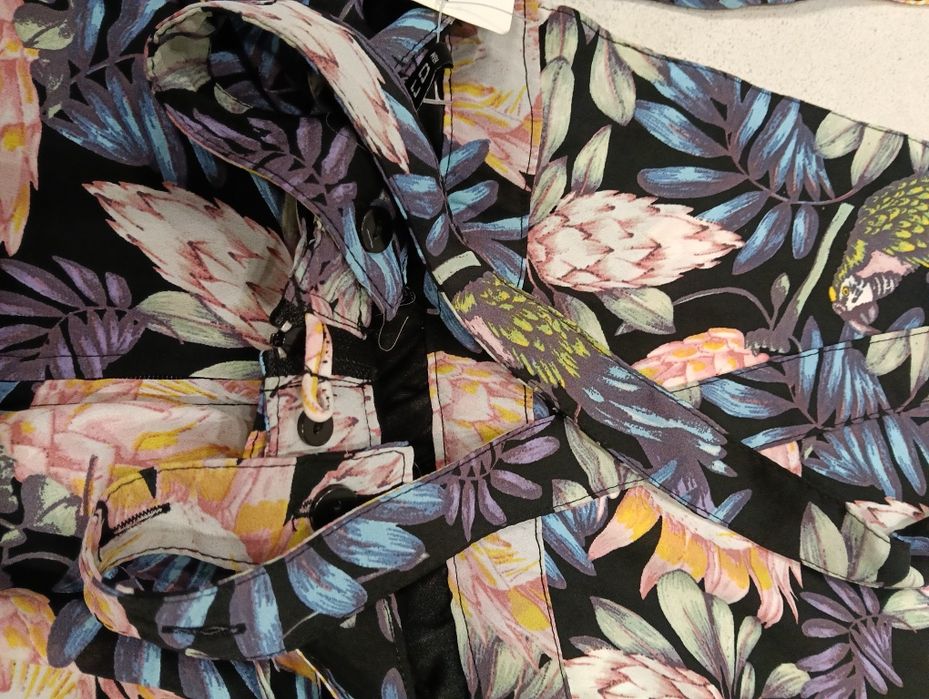 Letni kombinezon / szorty ogrodniczki H&M