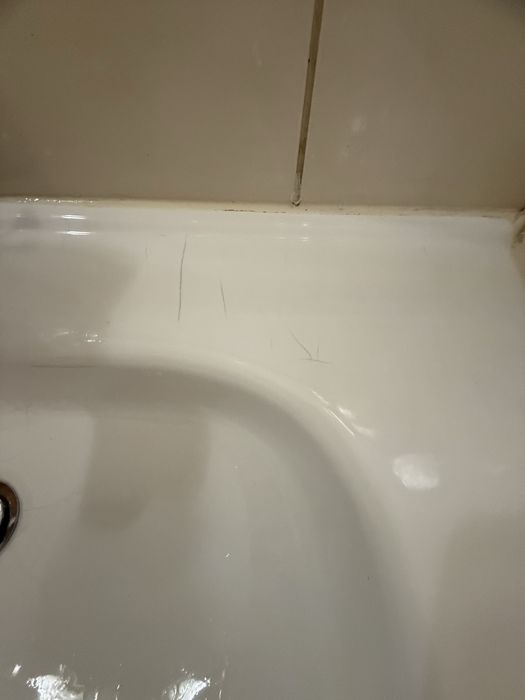 Продам умивальник з тумбою (аквародос)