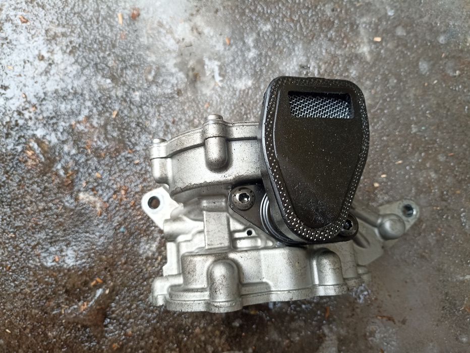 Масло насос Опель астра j 1.6 diesel b16dtl