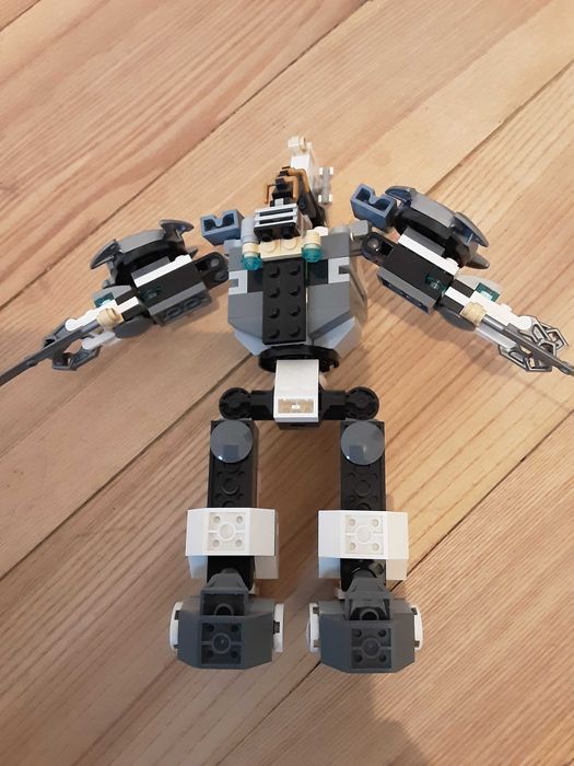 Lego ninjago 70737  starcie tytanów mech