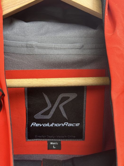 RevolutionRace Aphex Pro RECCO Hooded Shell Jacket Red Mens L
