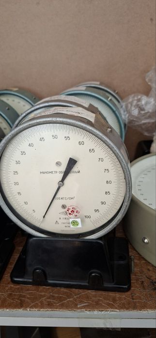 Продам ваттметр Д50166, образцовые манометры.