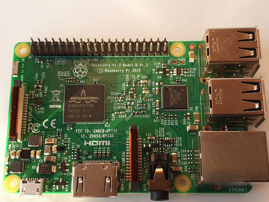 Raspberry Pi 3 Model B V1.2 2015  1.2GHz Broadcom BCM2837  комплект