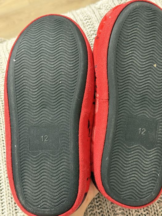 Домашні капці тапки тапочки