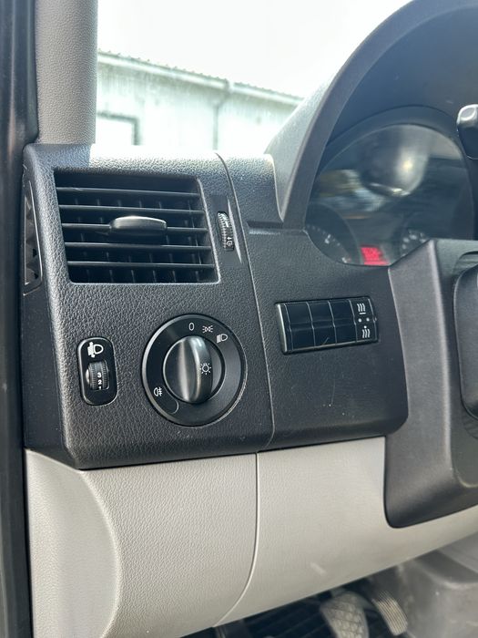 Бус вантажний Volkswsgen Crafter 2014р. 3,5т. (Фольксваген крафтер)